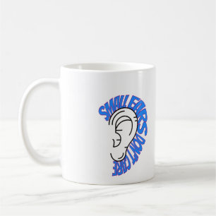 Caneca De Café Microtia branca, azul e rosa