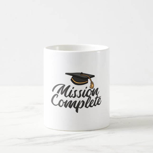 Caneca De Café Missão de graduação concluída (Centro)