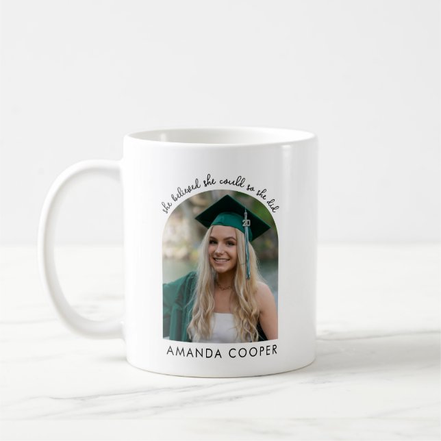 Caneca De Café Modern Arched Frame Custom Graduation Photo (Esquerda)