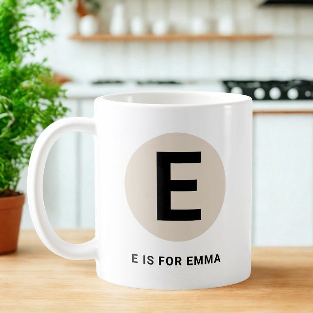 Caneca De Café Modern Initial Mug – “E is for [Name]” Design (Criador carregado)