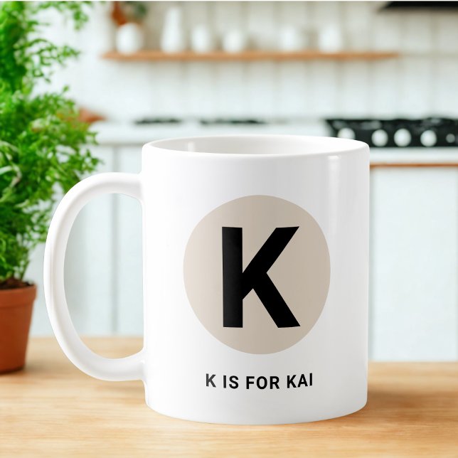 Caneca De Café Modern Initial Mug – “K is for [Name]” Design (Criador carregado)