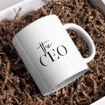 Caneca De Café Moderno Mínimo O CEO Preto<br><div class="desc">Moderno Mínimo O CEO Preto</div>