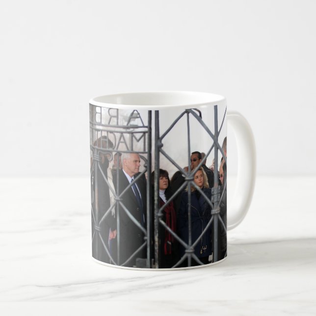 Caneca De Café Moedas de um centavo de Mike com esposa Karen em (Frente Esquerda)