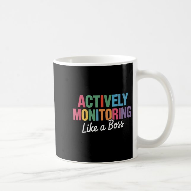 Caneca De Café Monitoramento Ativo Como Uma Equipe De Testes De E (Direita)