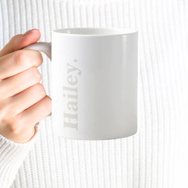 Caneca De Café Monograma Clássico Elegante Mínimo Nome Branco de 