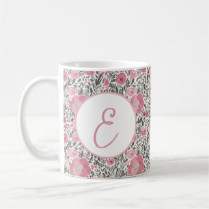 Caneca De Café Monograma com padrão floral em aquarela rosa paste