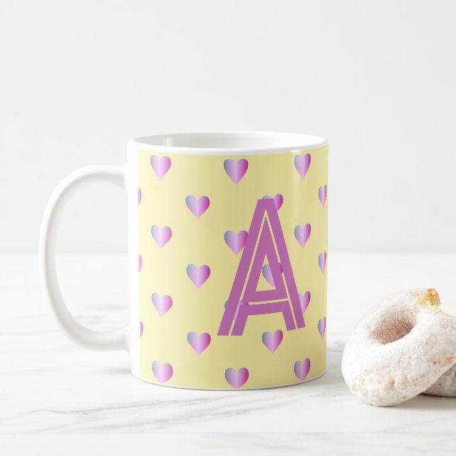 Caneca De Café Monograma Corações Lilac Amarelo (Com Donut)