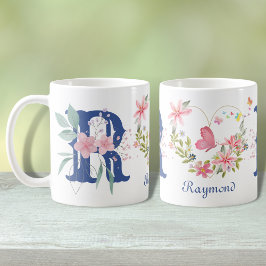 Caneca De Café Monograma de Borboleta Floral em Aquarela Elegante