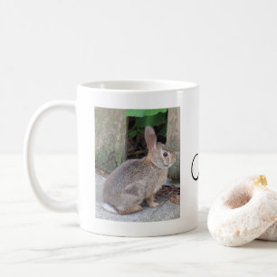 Caneca De Café Monograma de Fotografias com Coelho Cinto