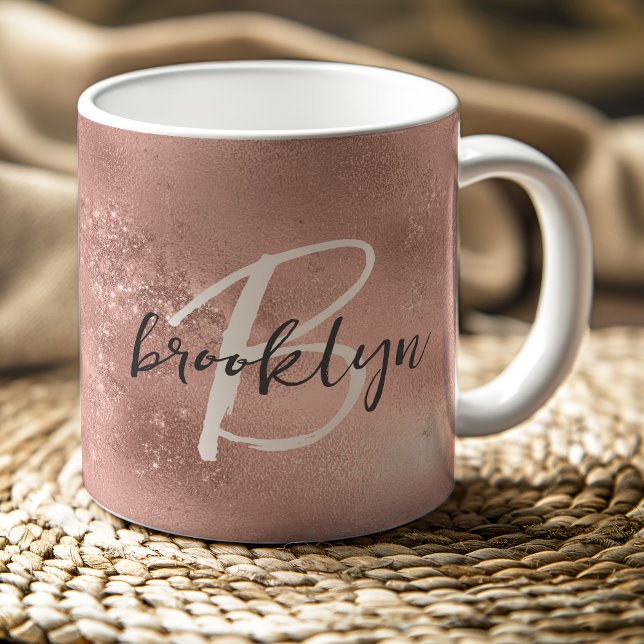 Caneca De Café Monograma de letra cursiva Glam Blush Pink (Criador carregado)