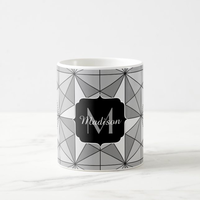 Caneca De Café Monograma de padrão de triângulo mosaico preto cin (Centro)