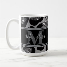 Caneca De Café monograma de prata e gliteria preta, personalizado