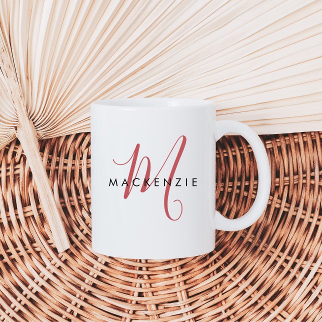 Caneca De Café Monograma de Script Vermelho Moderno Elegante (Criador carregado)