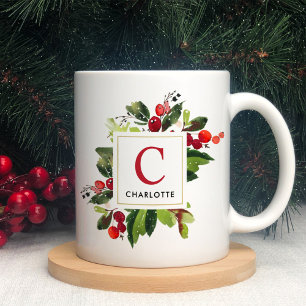 Caneca De Café Monograma do Elegante Red Christmas Greenery