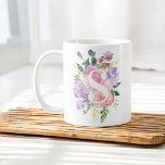 Caneca De Café Monograma Elegante de Flores Púrpuras Cor-de-Água<br><div class="desc">Flores de cor-de-rosa e púrpura com simples monograma elegante</div>