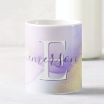 Caneca De Café Monograma Elegante de Pintura Dourada de Abstrato<br><div class="desc">Personalize facilmente este estilo glamouroso,  abstrato lilac,  tinta aquática e fundo de pulverização em ouro falso,  com os seus detalhes personalizados.</div>