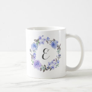 Caneca De Café Monograma floral da aguarela roxa Pastel