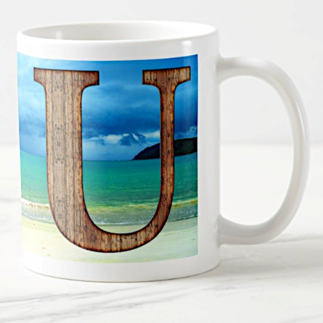 Caneca De Café Monograma Inicial em Madeira Letra U Praia Oceânic (Criador carregado)