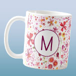 Caneca De Café Monograma Moderno Cor de Água de flor selvagem ini<br><div class="desc">Design inicial de monograma personalizado de cor branca e moderna de uma flor selvagem. Arte original de Nic Squirrell.</div>