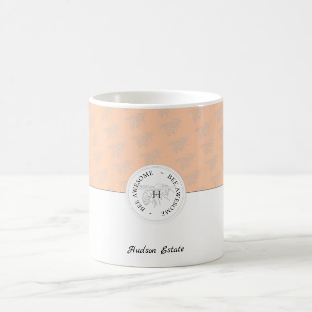 Caneca De Café Monograma personalizado de abelha prateada espetac (Centro)