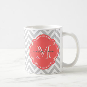 Caneca De Café Monograma Personalizado de cinza e Coral Chevron