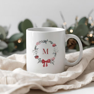 Caneca De Café Monograma Personalizado de Mistletoe Wreath Natal