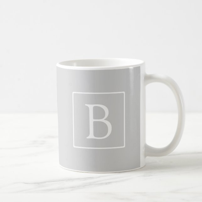 Caneca De Café Monograma Simples Cinza Claro (Direita)