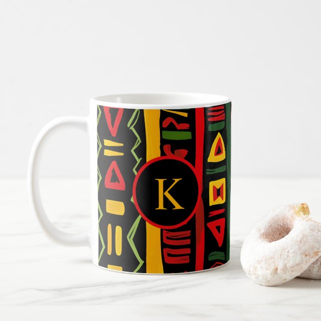 Caneca De Café Monograma Vermelho Amarelo Verde Amarelo Histórico (Com Donut)