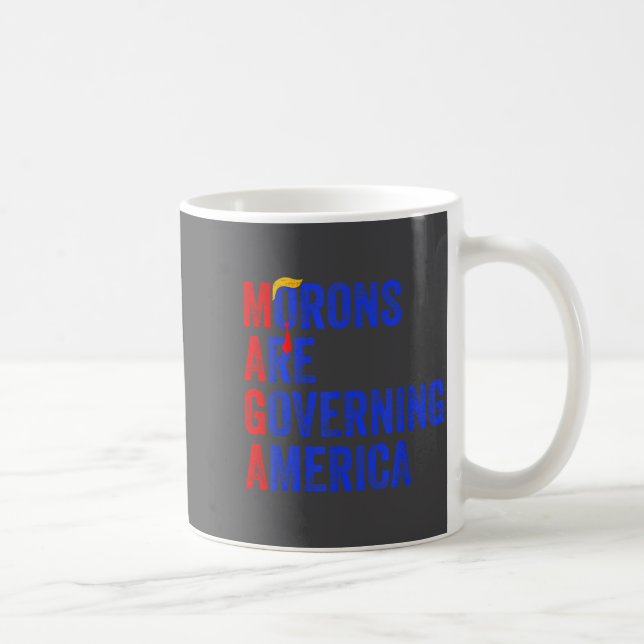 Caneca De Café Morons Are Governing America Funny Trump 2024  (Direita)