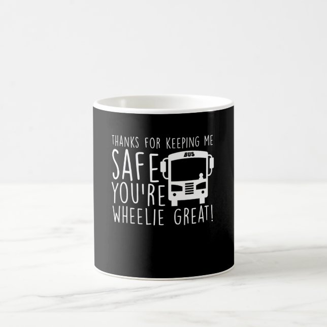 Caneca De Café Motorista de auto escolar que mantem o Wheelie (Centro)