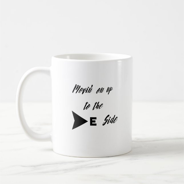 Caneca De Café Movendo-se para o lado leste (Esquerda)