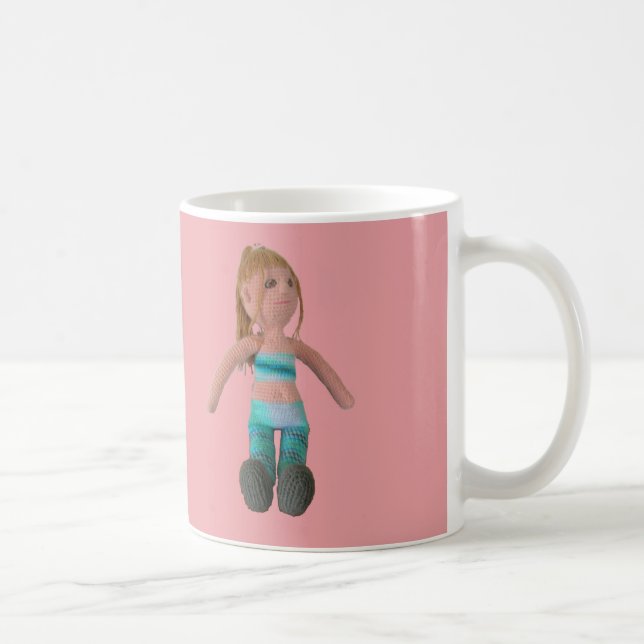Caneca De Café Mug - Boneca Rosa em Fundo Rosa (Direita)