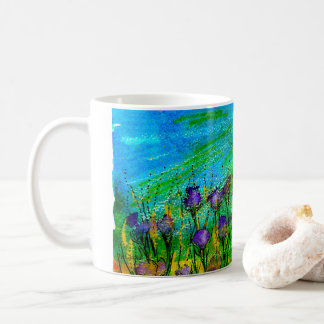 Caneca De Café Mug com flores roxas surreais pintadas à mão