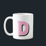 Caneca De Café Mug Inicial<br><div class="desc">Descubra a combinação perfeita de estilo e personalização com nossa Copa inicial de café! Projetada para aqueles que adoram adicionar um toque único às suas rotinas diárias, esta xícara é mais do que apenas uma embarcação para o seu peito favorito — é uma declaração de individualidade. Por que você vai...</div>