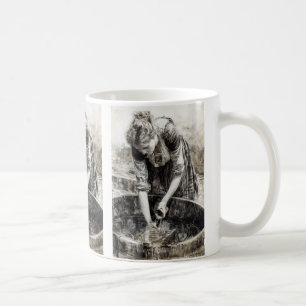 Caneca De Café Mulher ganhando água