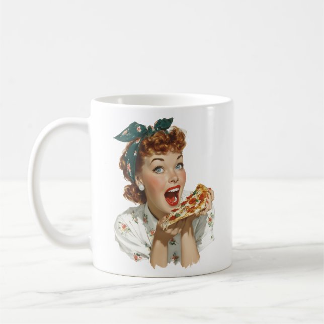Caneca De Café Mulher Retro Disfrutando de uma Fatia de Pizza (Esquerda)
