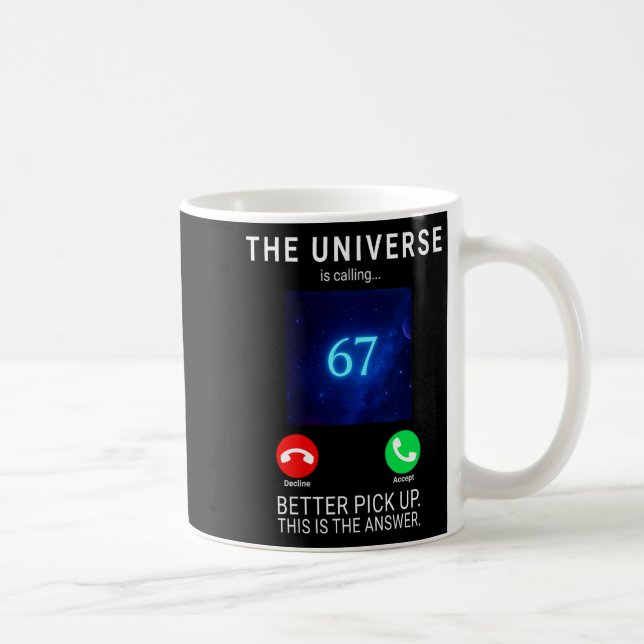 Caneca De Café Mulheres 67 Meme O Universo Está Chamando V-neck  (Direita)