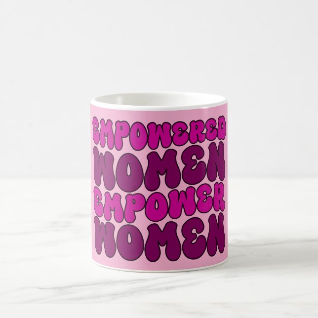 Caneca De Café Mulheres empoderadas empoderam mulheres feministas (Centro)