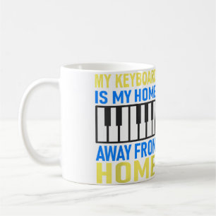 Caneca De Café Mulheres Tocando Piano E Teclados
