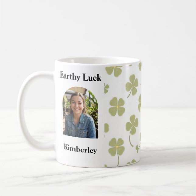 Caneca De Café Muted Sage Green Lucky Charm Personalized (Esquerda)