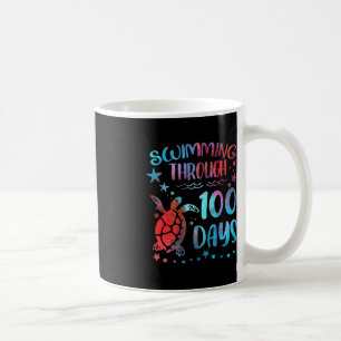 Caneca De Café Nadação Do Mar De Tartaruga Por 100 Dias De Chá Es