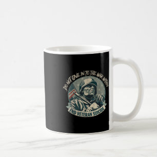 Caneca De Café Não Entregue À Guerra No Final De Suici Veterano