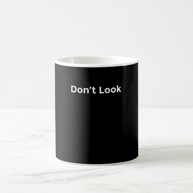 Caneca De Café Não Olhe para mim (Centro)