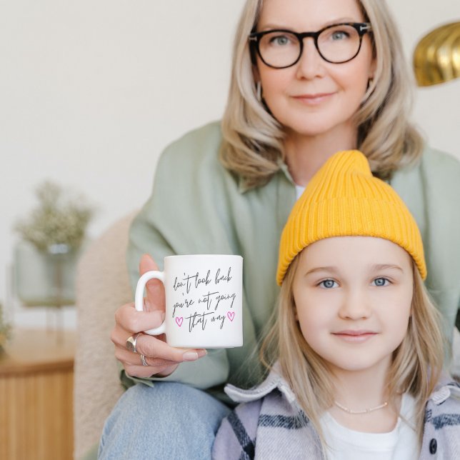 Caneca De Café Não olhe para trás, moderna uplifação motivacional (Criador carregado)