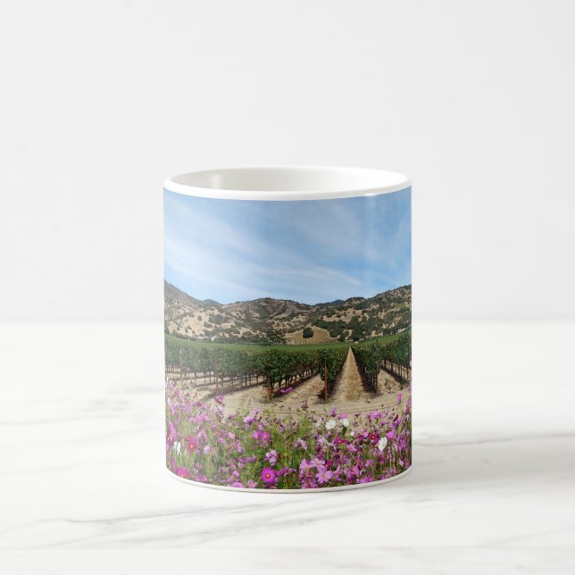 Caneca De Café Napa Valley Vineyard com Flores Cosmos (Centro)
