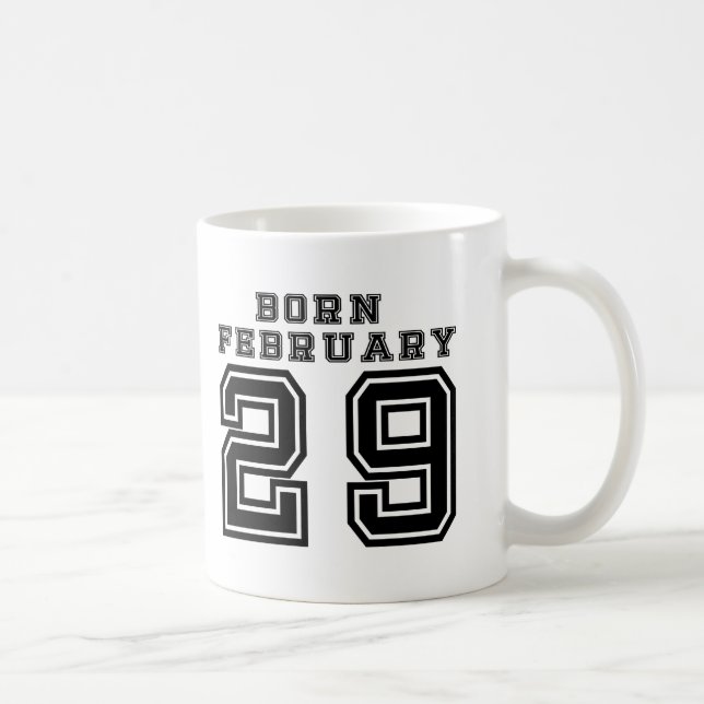 Caneca De Café Nascer de fevereiro de 29 (Direita)