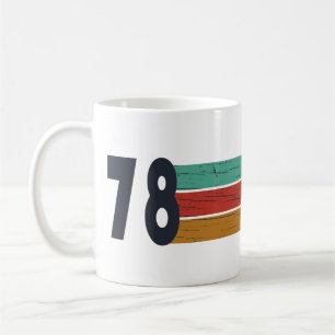 Caneca De Café Nascido em 1978 simples elegante aniversário vinta