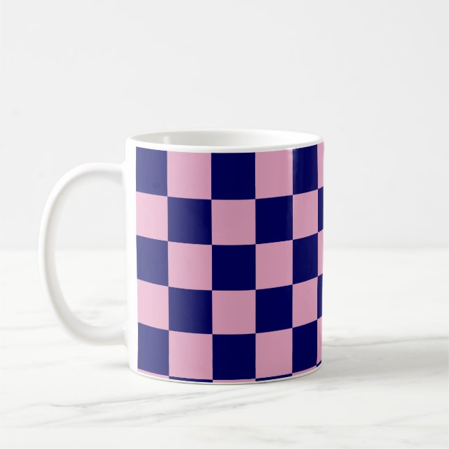 Caneca De Café Navy Blue and Light Pink Checkerboard Pattern (Esquerda)