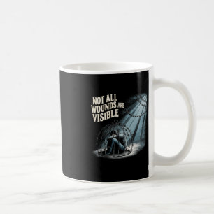 Caneca De Café Nem todas as feridas são visíveis_a pessoa deprimi