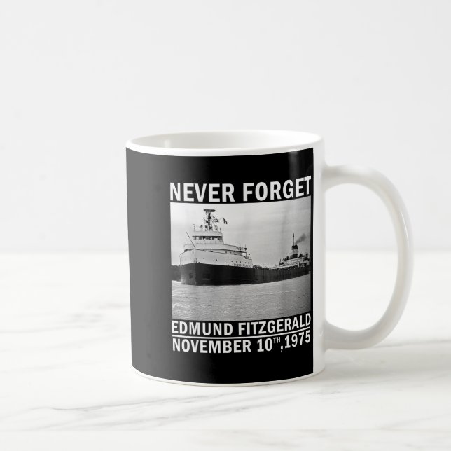 Caneca De Café Never Forget – Edmund Fitzgerald Memorial Tee Nov. (Direita)